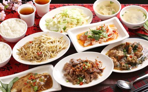 The 16th Annual Meeting of the Chinese Society of Food Science and Technology and the 10th Sino-US Food Industry High-level Forum were held in Wuhan